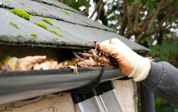 gutter cleaning Yawthorpe, Lincolnshire